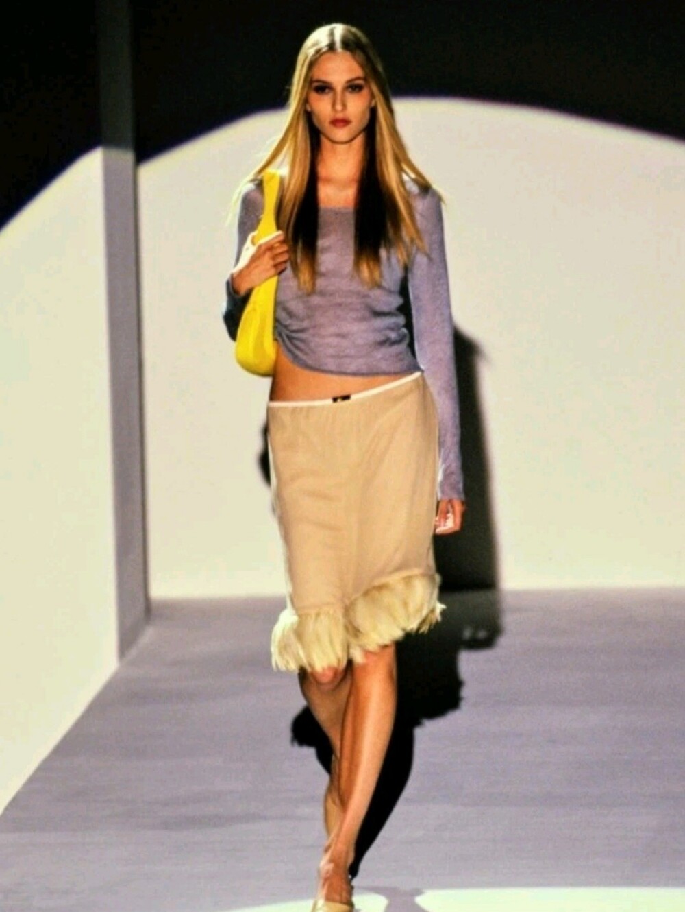 1999 Vintage Tom Ford for Gucci Black Silk Skirt With Feathers Sz 40 - US S - Picture 3 of 16